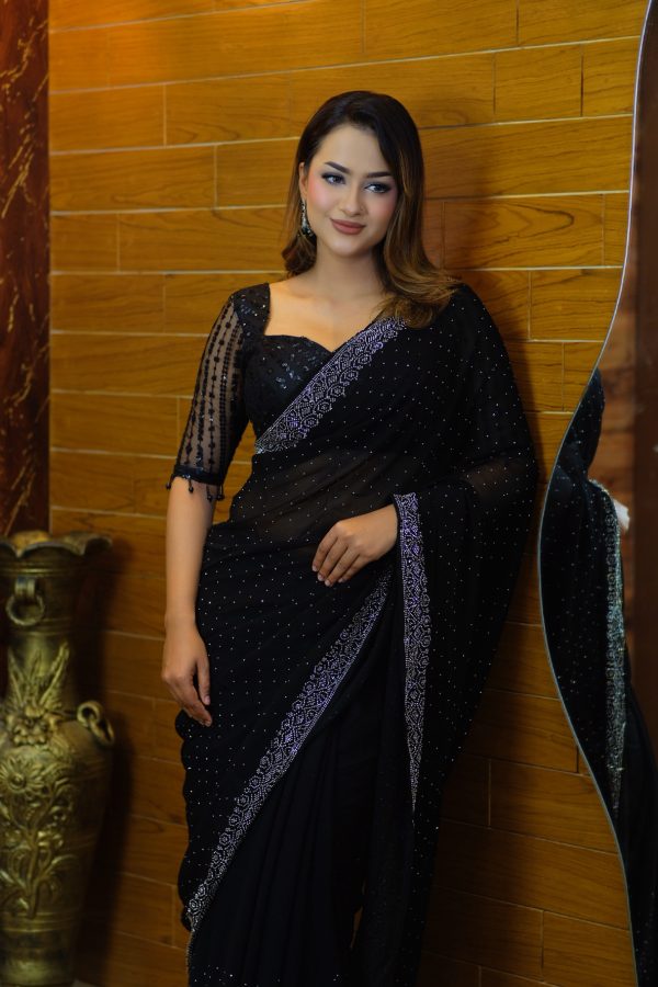 {"ARInfo":{"IsUseAR":false},"Version":"1.0.0","MakeupInfo":{"IsUseMakeup":false},"FaceliftInfo":{"IsChangeEyeLift":false,"IsChangeFacelift":false,"IsChangePostureLift":false,"IsChangeNose":false,"IsChangeFaceChin":false,"IsChangeMouth":false,"IsChangeThinFace":false},"BeautyInfo":{"SwitchMedicatedAcne":false,"IsAIBeauty":false,"IsBrightEyes":false,"IsSharpen":false,"IsOldBeauty":false,"IsReduceBlackEyes":false},"HandlerInfo":{"AppName":2},"FilterInfo":{"IsUseFilter":false}}